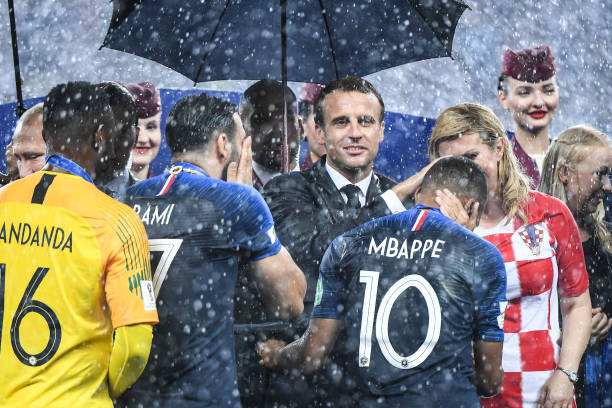 中场核心的 中场核心的